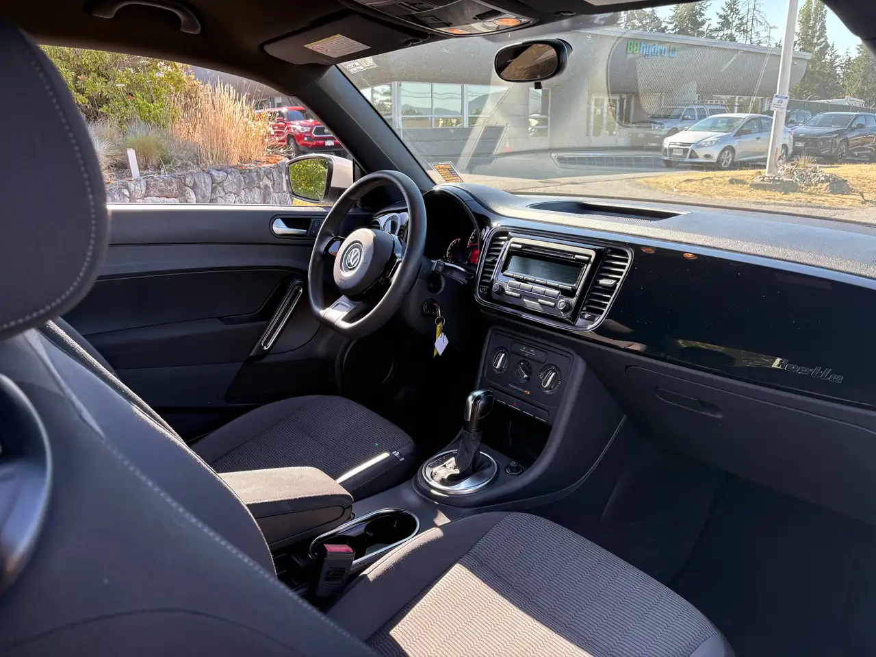 Volkswagen Beetle photo Volkswagen Beetle