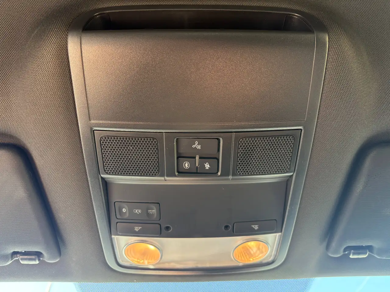 Volkswagen Beetle photo Volkswagen Beetle