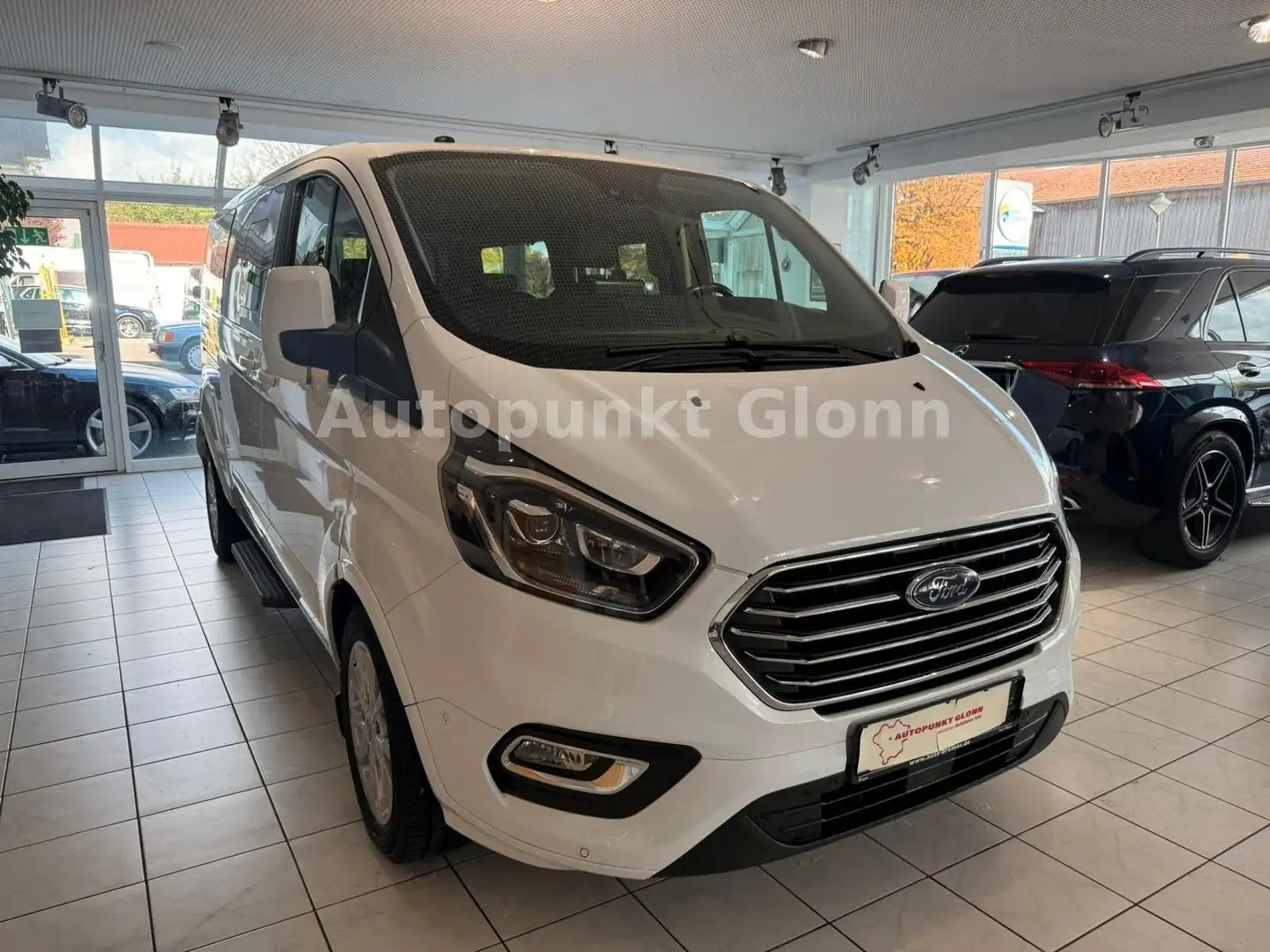 Ford Tourneo Custom 320 L2 Tourneo Titanium X Leder Blanc - 2