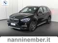 BMW X1 sDrive18i xLine Zwart - thumbnail 1