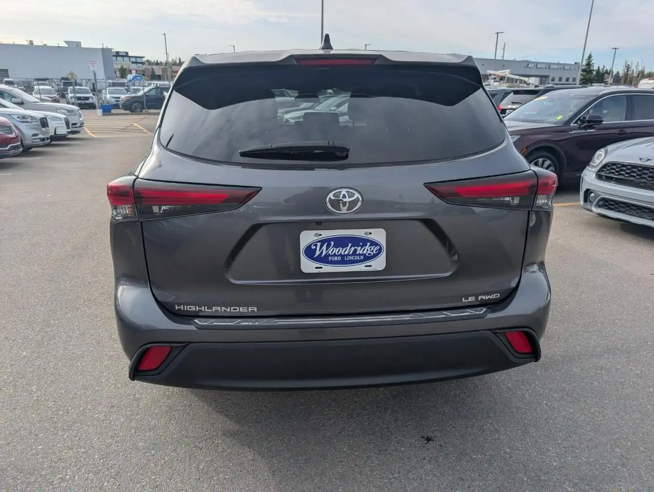 Toyota Highlander снимка Toyota Highlander