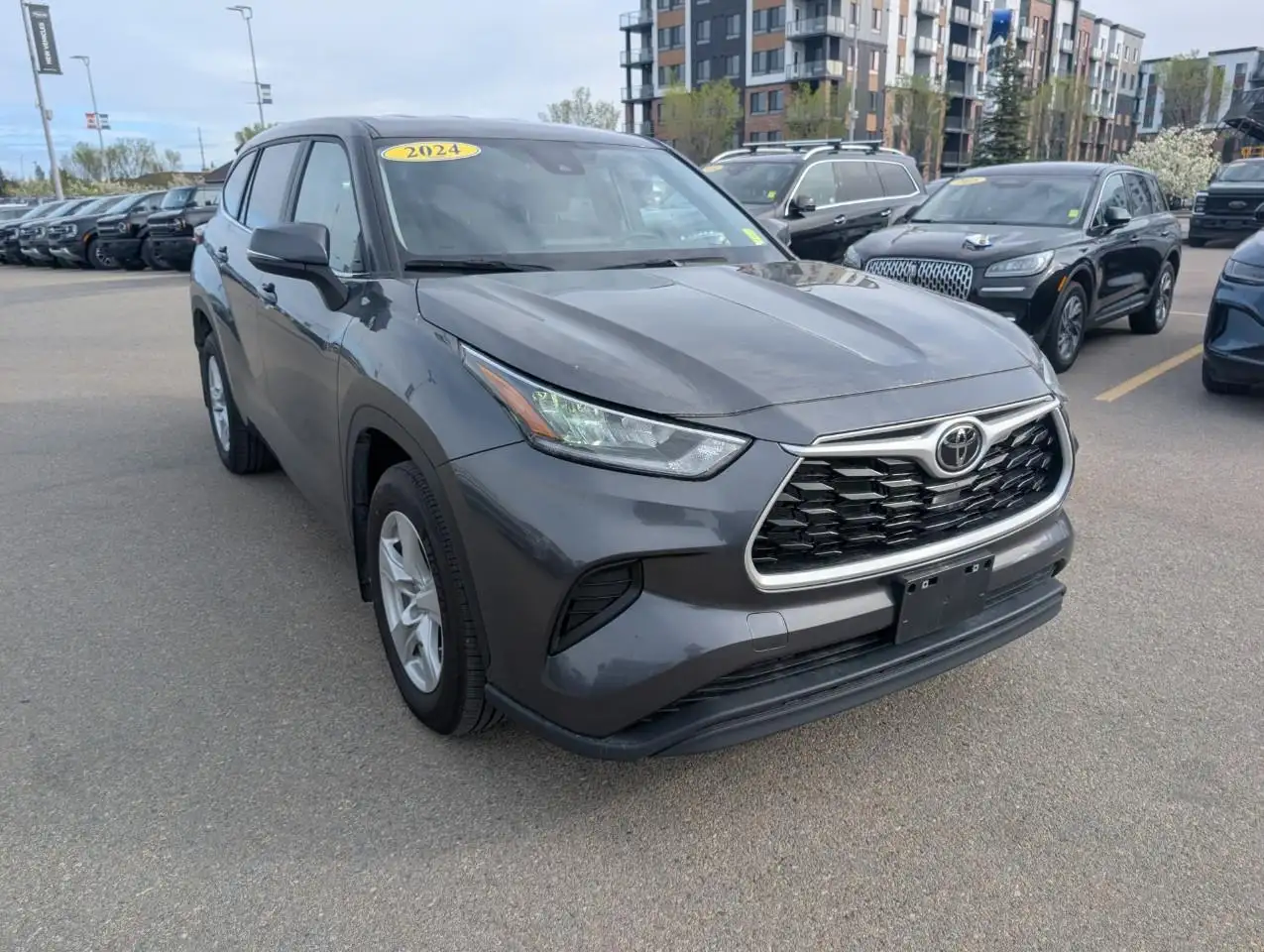 Toyota Highlander снимка Toyota Highlander