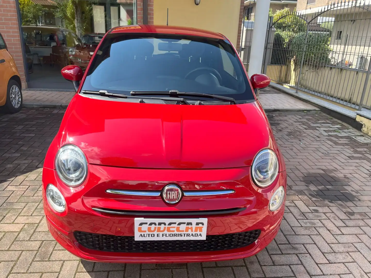 Fiat 500 1.0 Hybrid Cult Rojo - 1