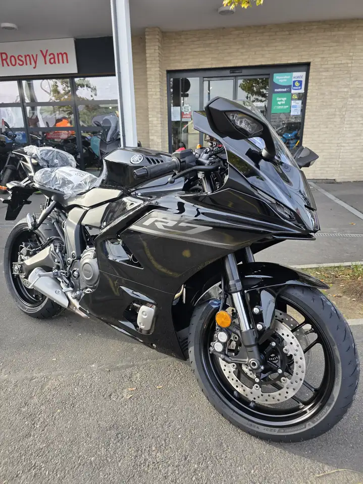 Yamaha YZF-R7