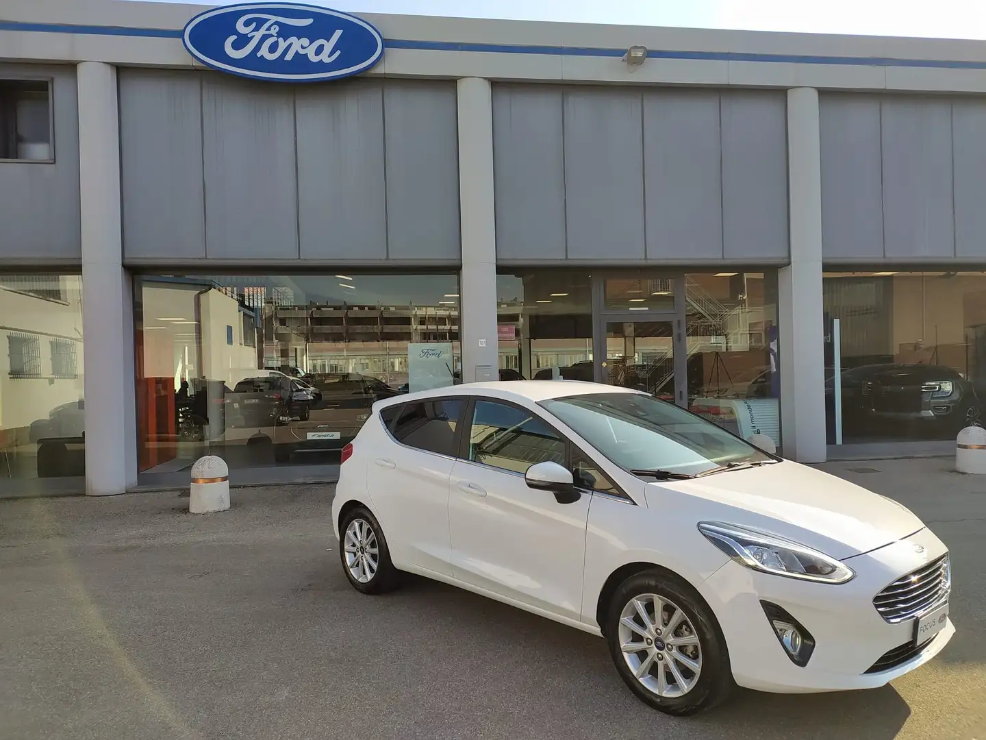 Ford Fiesta Fiesta 5p 1.1 Titanium Gpl Bianco - 2