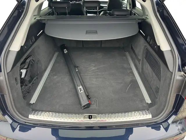 Audi A6 view 14