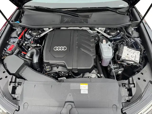 Audi A6 view 12