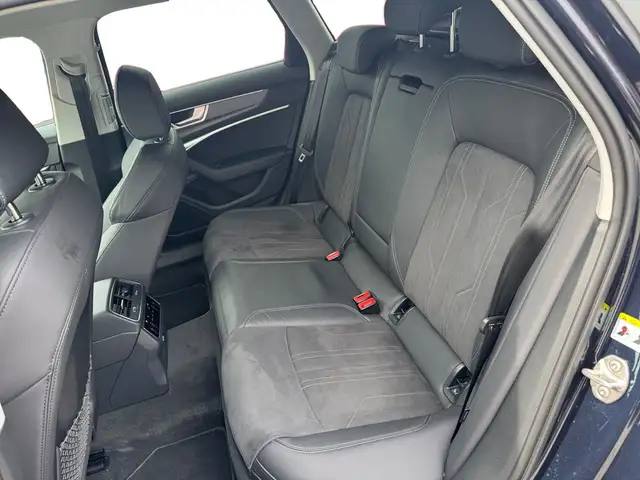 Audi A6 view 10