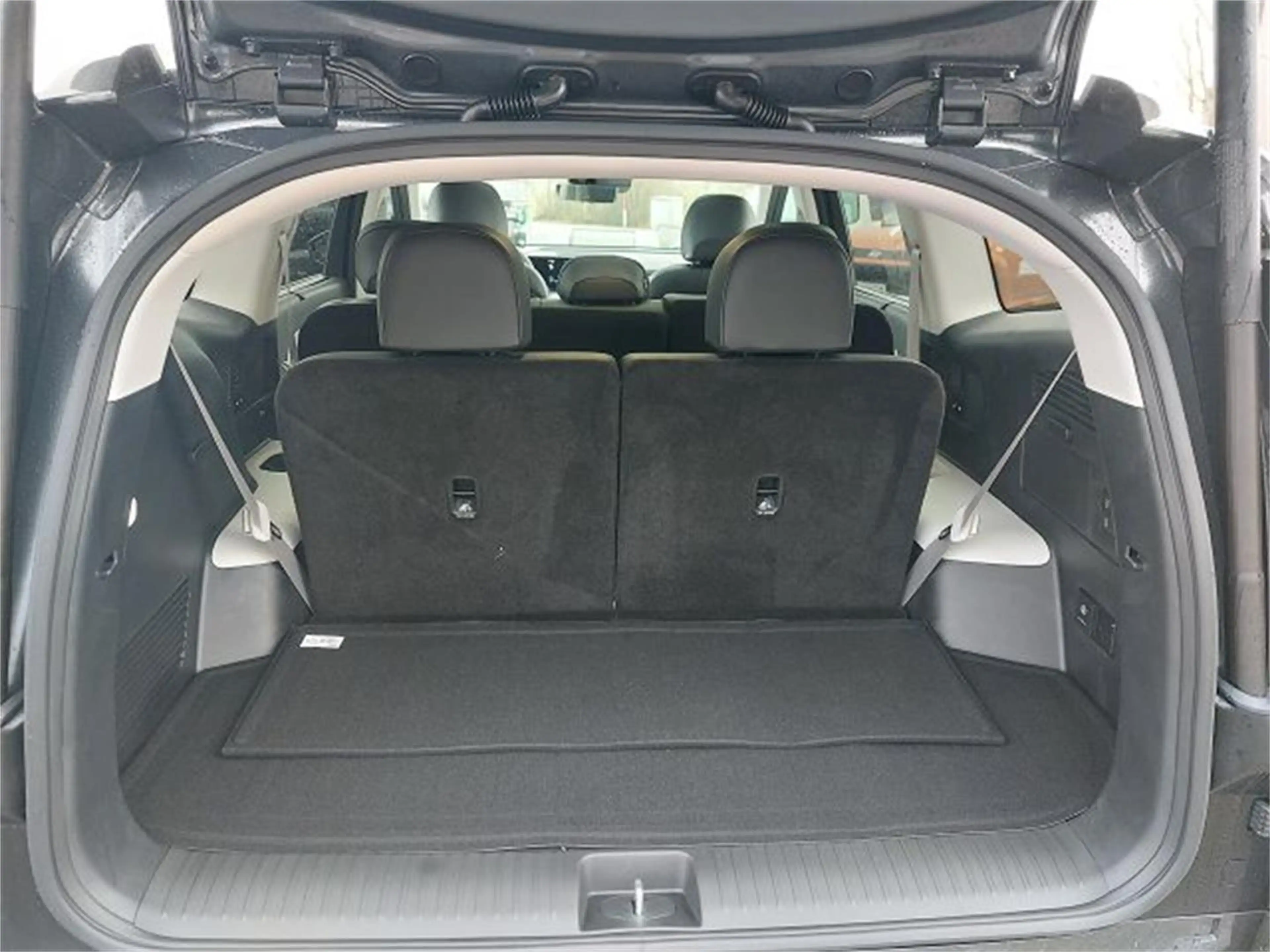 Hyundai IONIQ 9 Prestige Line 110 kWh 4WD 96p72-O1/2 — photo 14