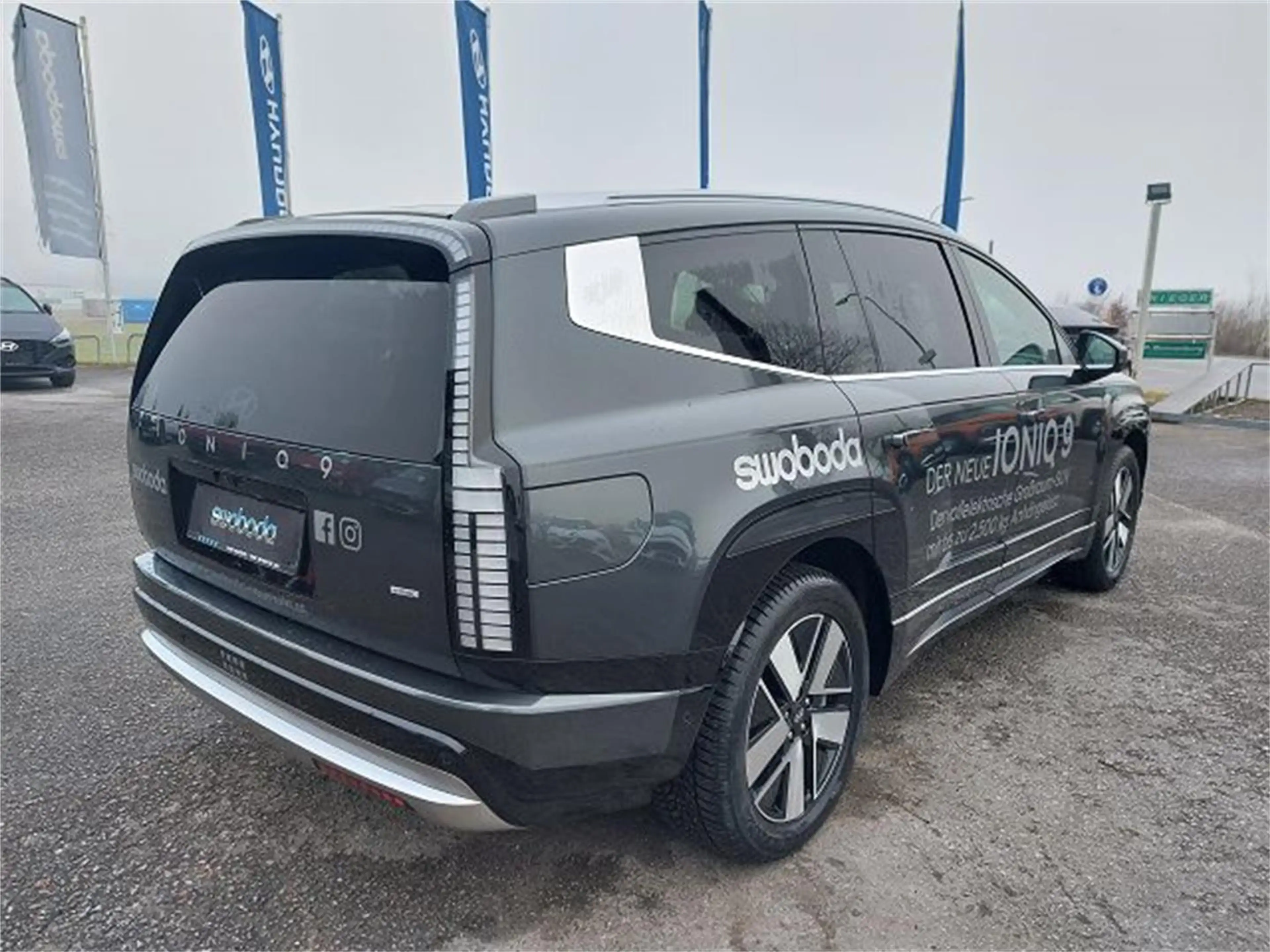 Hyundai IONIQ 9 Prestige Line 110 kWh 4WD 96p72-O1/2 — photo 6