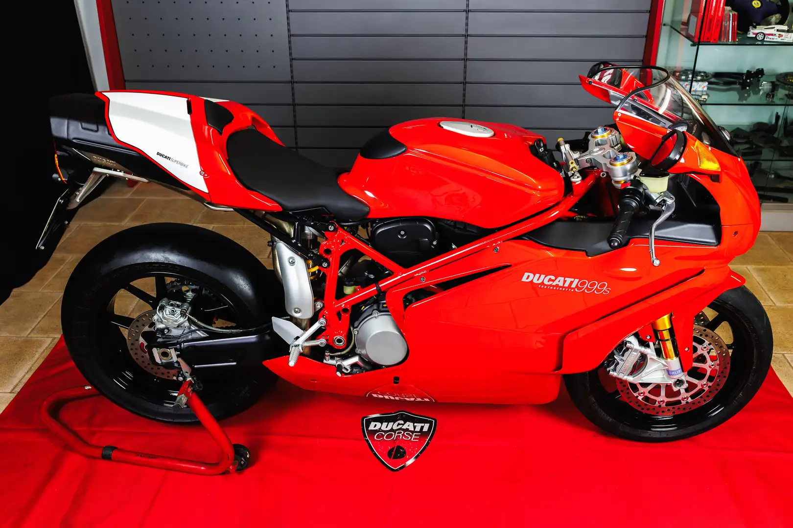 Ducati 999 S Monoposto Červená - 2