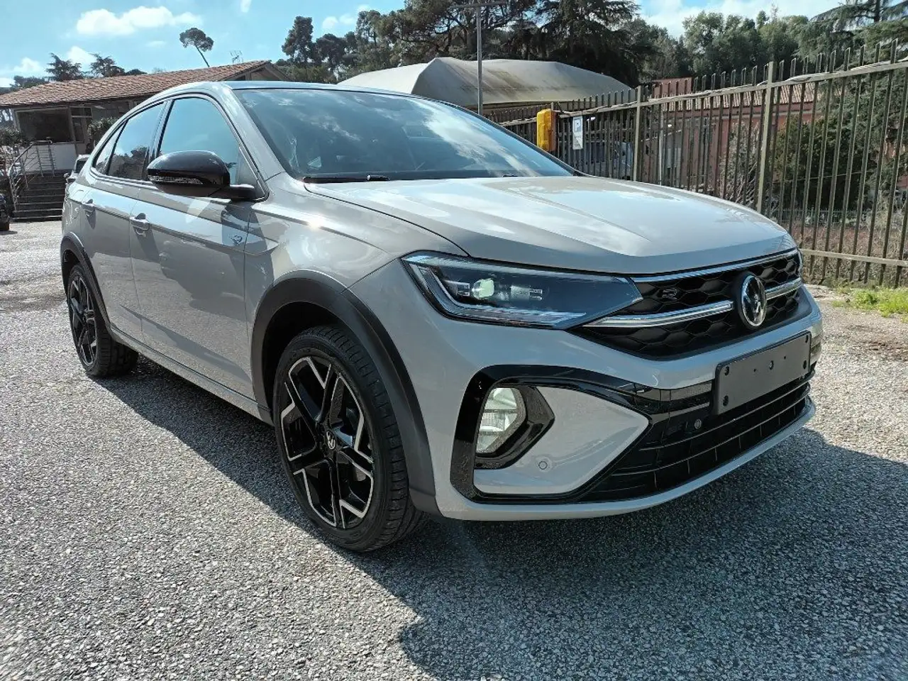 Volkswagen Taigo 1500 TSI R-LINE PLUS 150CV DSG CARPLAY MATRIX ITA