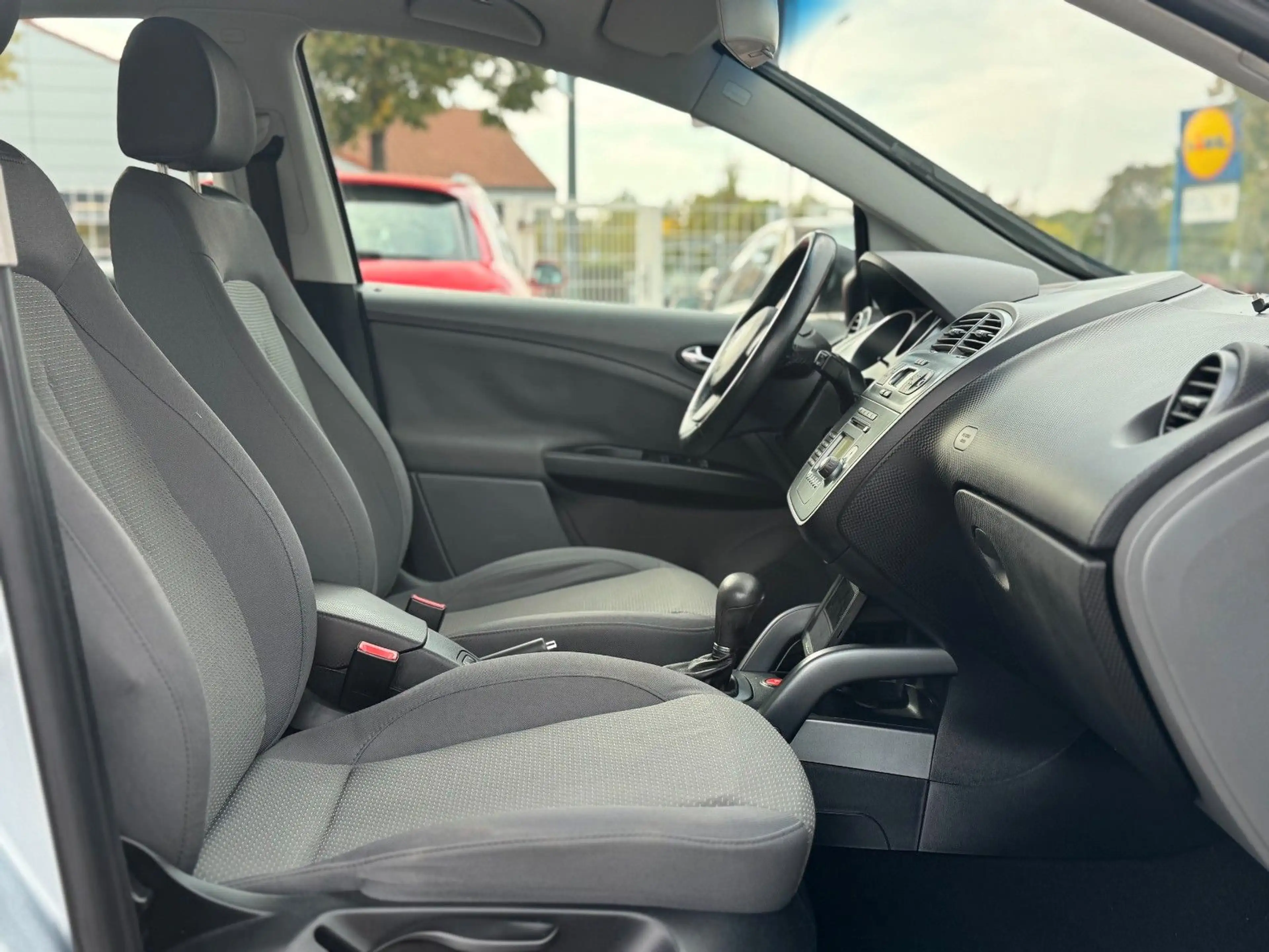 SEAT Altea Stylance Auromatik/HU neu/Cam — photo 14