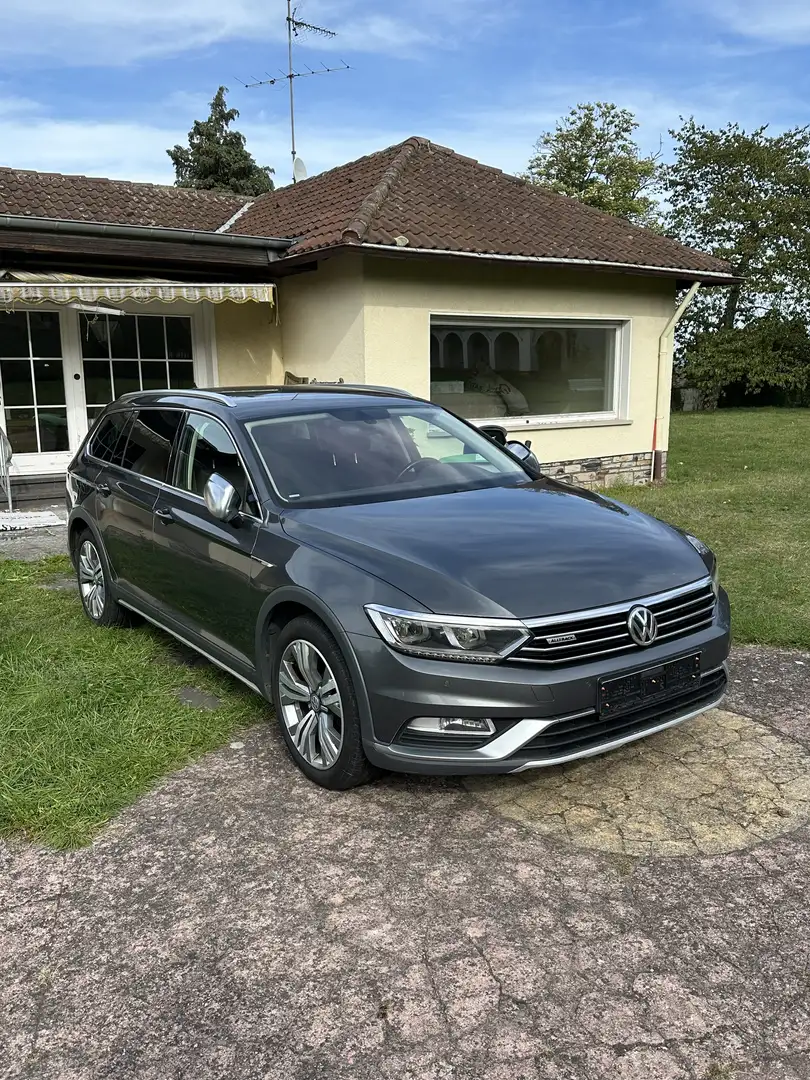 Volkswagen Passat Alltrack 2.0 TDI SCR 4Motion DSG (BMT) - 1