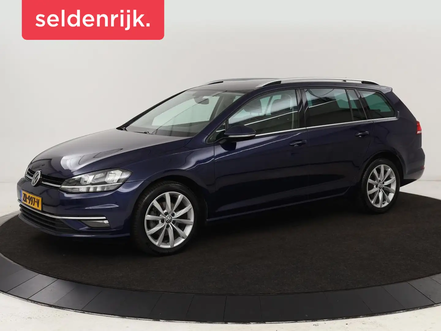 Volkswagen Golf Variant 1.0 TSI Highline | Stoelverwarming | Trekhaak | Ma Blauw - 1