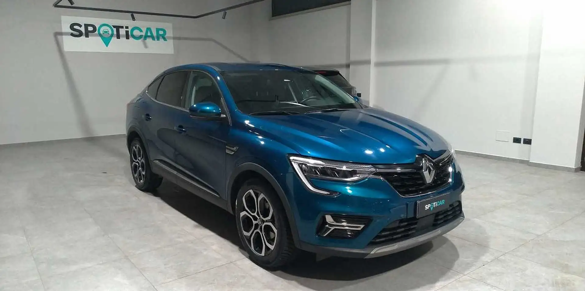 Renault Arkana Hybrid E-Tech 145 CV Intens Verde - 2
