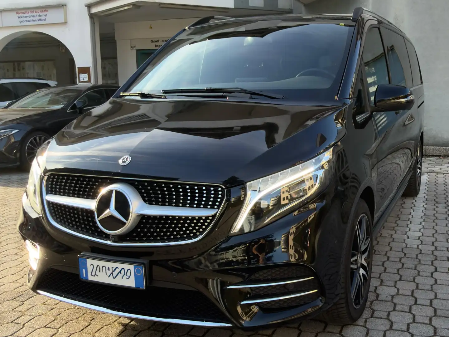 Mercedes-Benz V V Long 300 d Premium 4matic auto Nero - 1