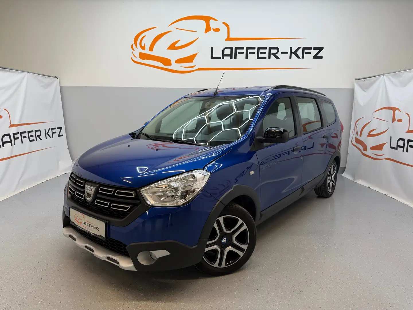 Dacia Lodgy Stepway TCe 130 S KLIMAAUTO SITZHZG TEMP RFK Blau - 1