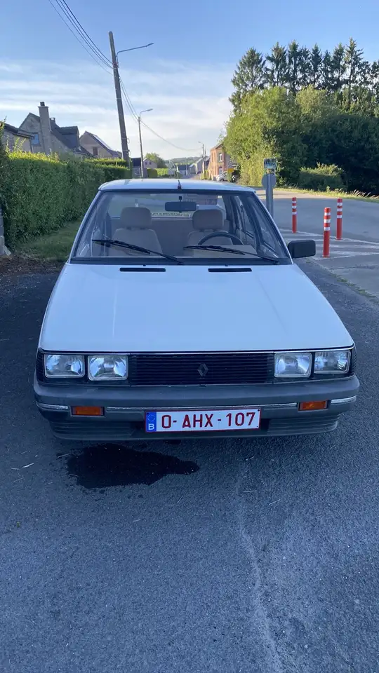 Renault R 9, foto 5