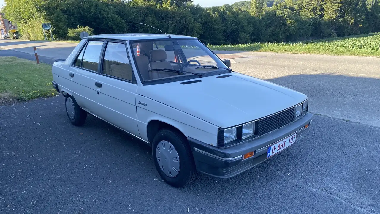 Renault R 9, foto 4