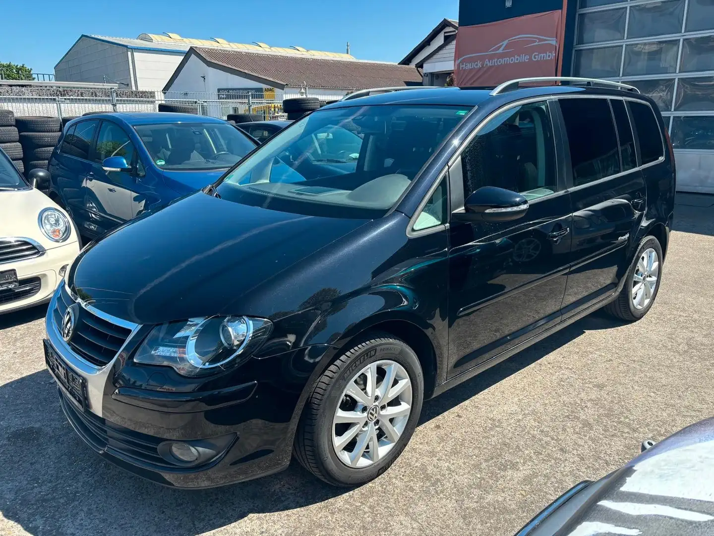 Volkswagen Touran Freestyle /2.Hd/SHZ/SH/PDC/Navi/AHK/MFL Noir - 1