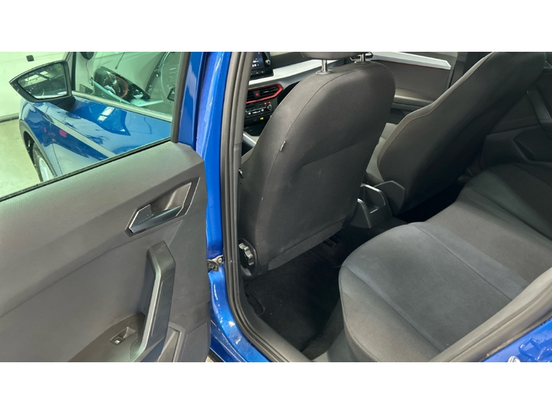 SEAT Arona FR 1.0 TSI LED schwarzes Dach Klimaautomatik — photo 12
