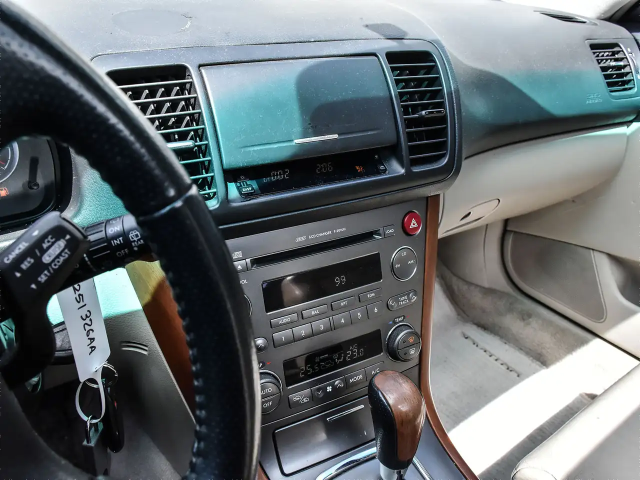 Subaru OUTBACK снимка Subaru OUTBACK