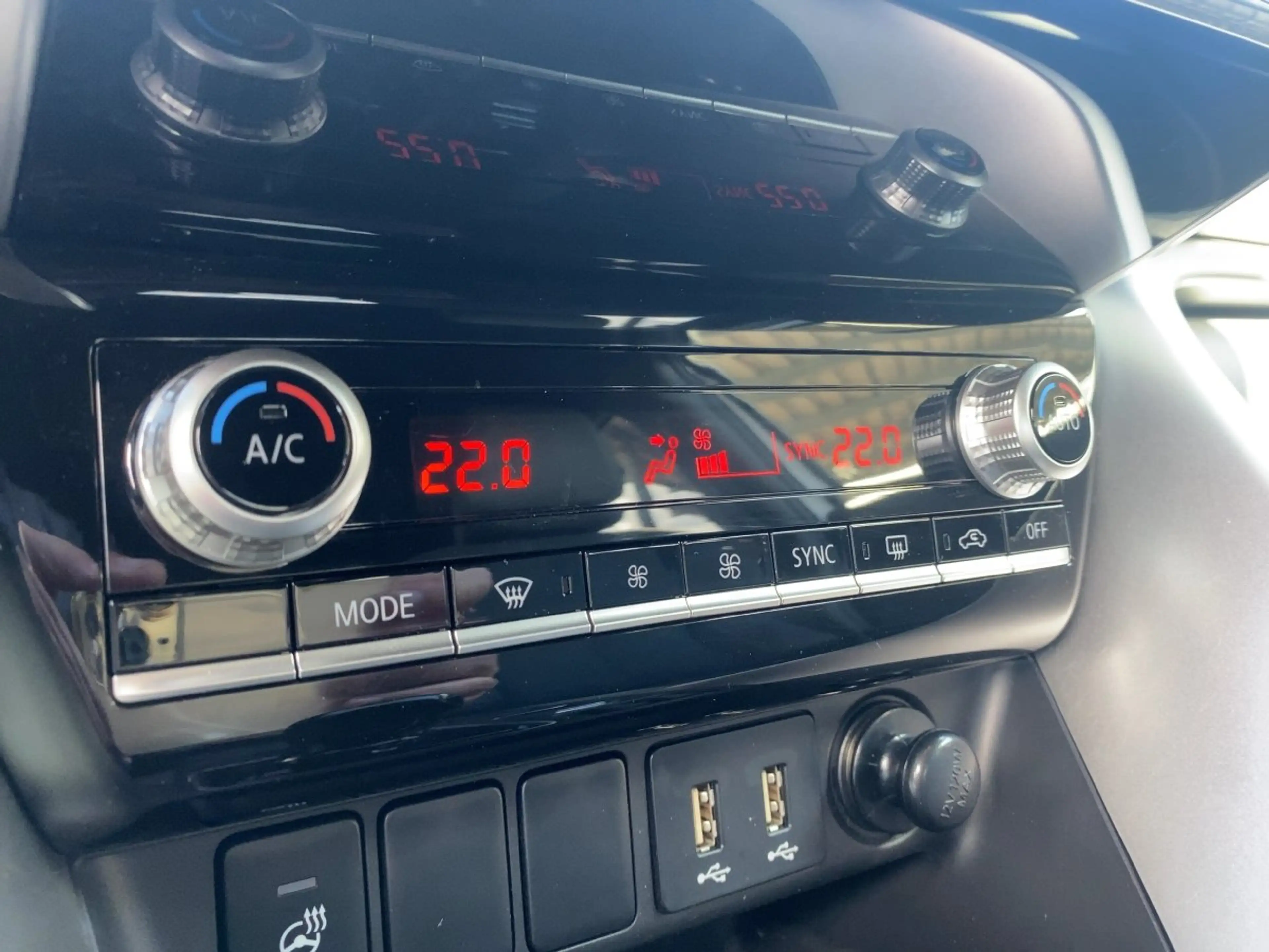 Mitsubishi Eclipse Cross PHEV 4WD*SHZ*Apple*Navi*Kamera*DAB* — photo 15