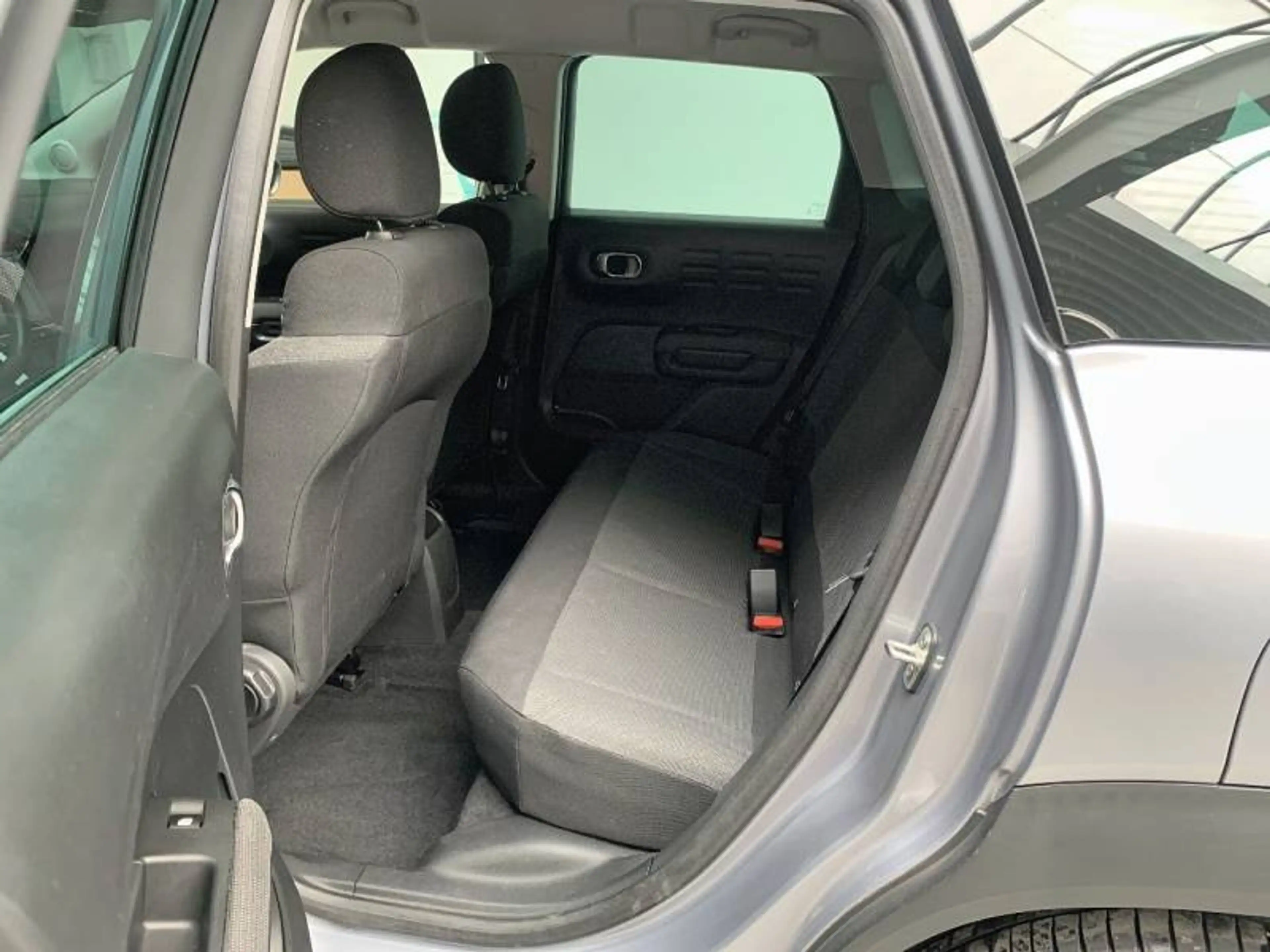 Citroen C3 Aircross 1 1.2 PureTech 130 S&S EAT6 Feel — photo 10