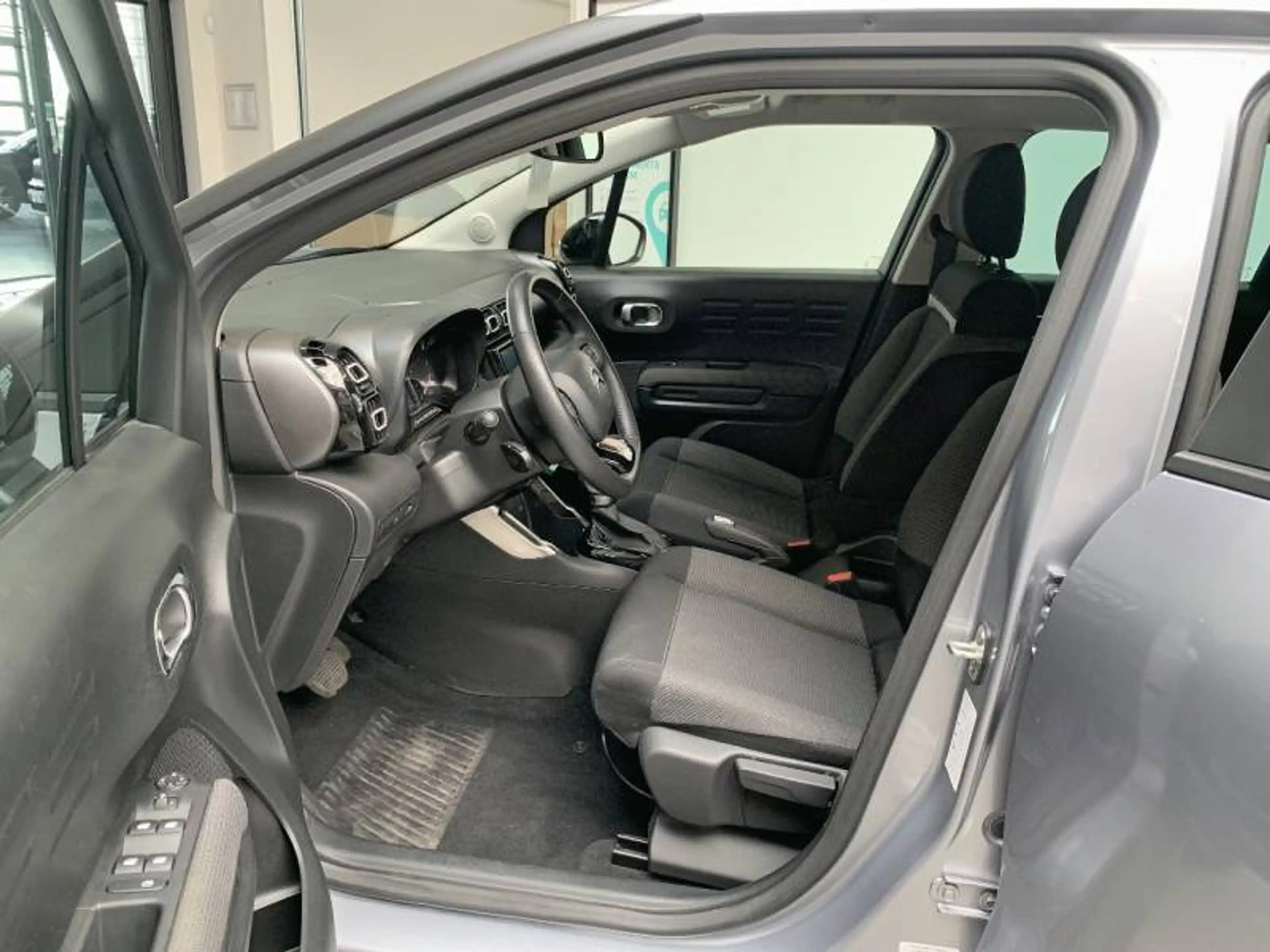 Citroen C3 Aircross 1 1.2 PureTech 130 S&S EAT6 Feel — photo 9