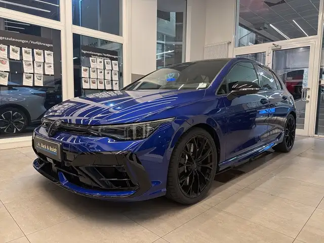 Volkswagen Golf R Black Edition 2.0TSI*PANO,LEDER,AKRA,AHK*