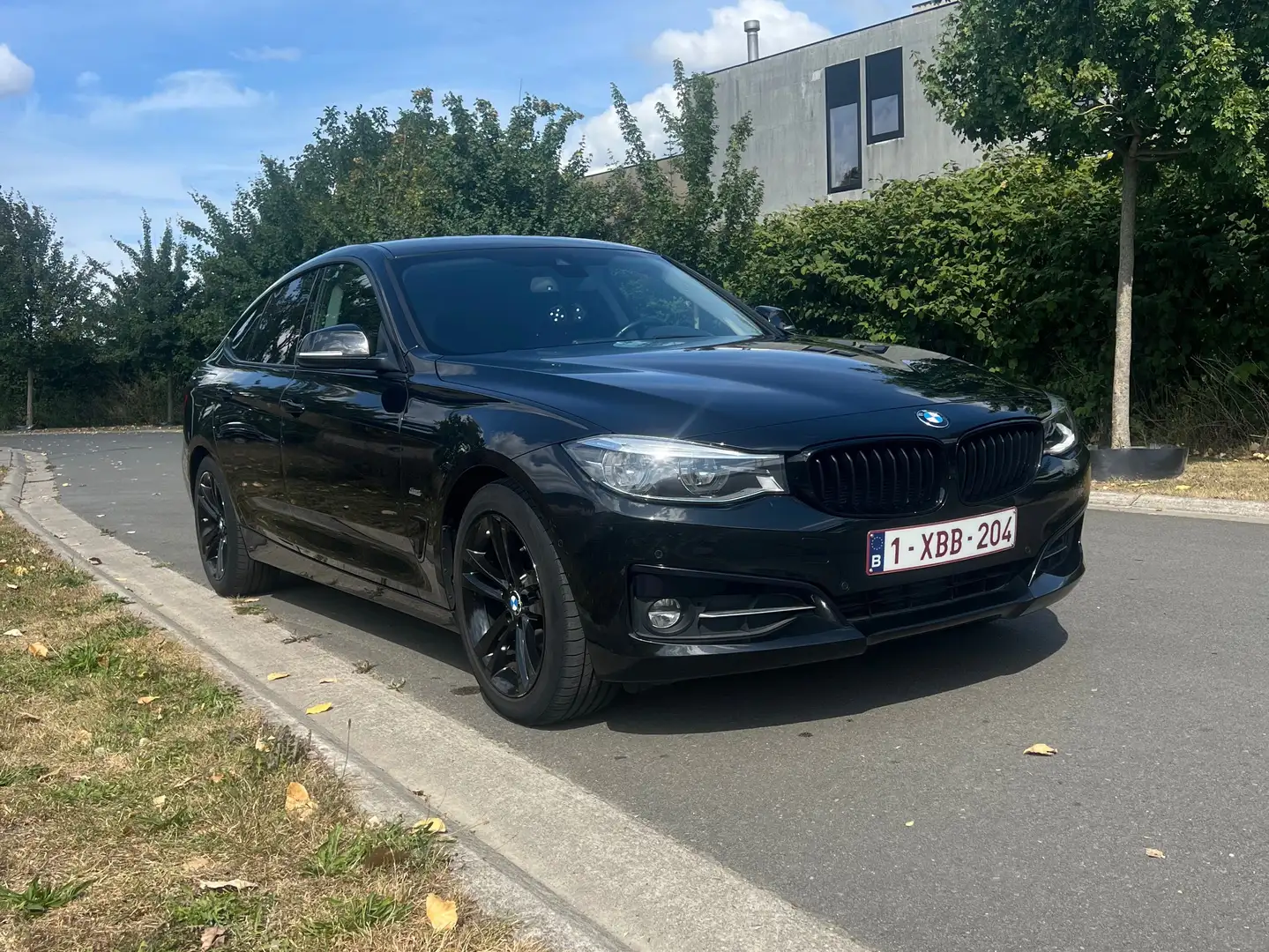 BMW 320 320d GT Aut. Sport Line Noir - 2