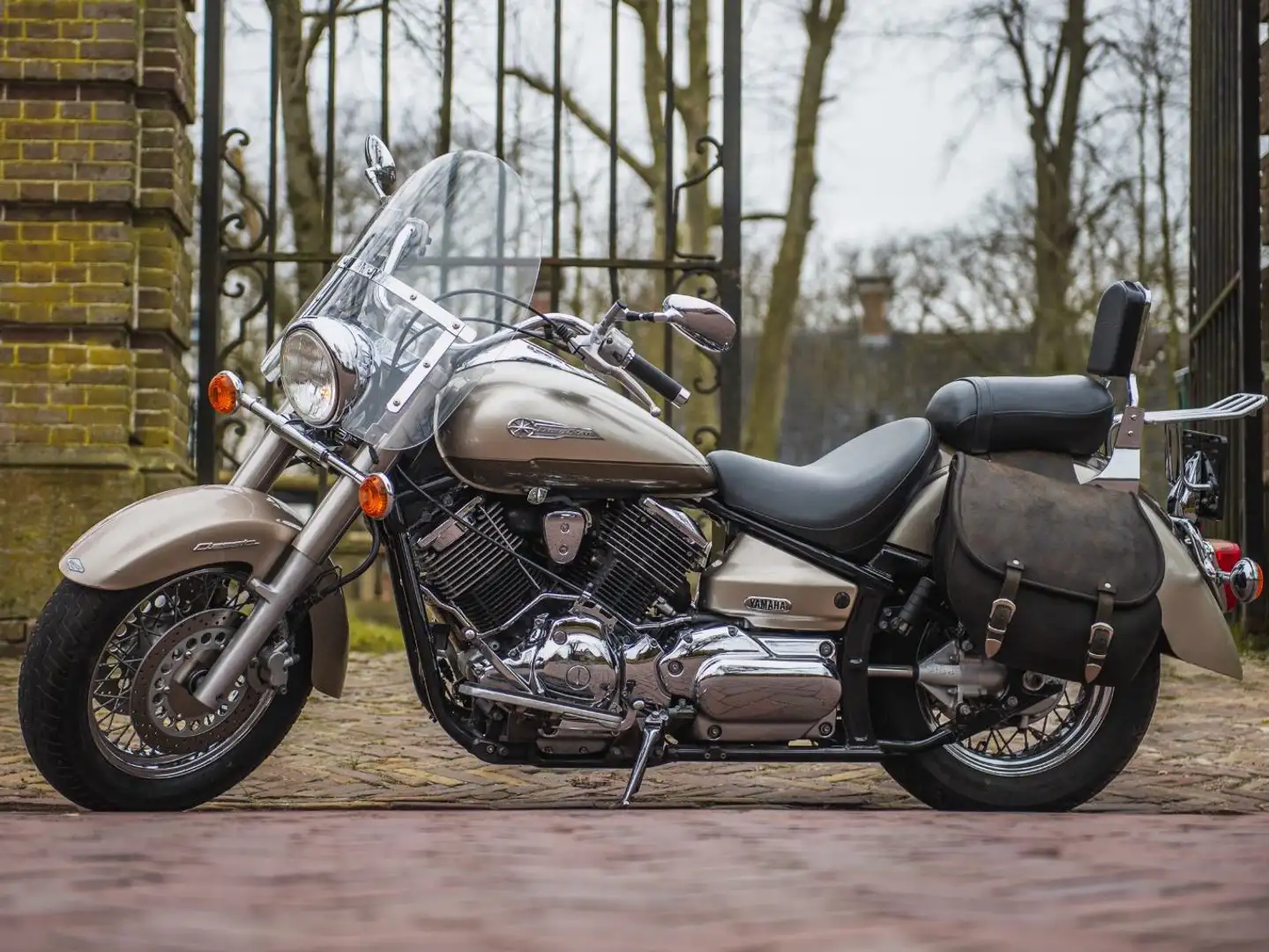 Yamaha XVS 1100 Dragstar Classic Beżowy - 1