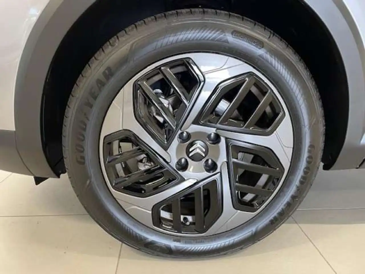 Citroen C4 e-C4 X — photo 9