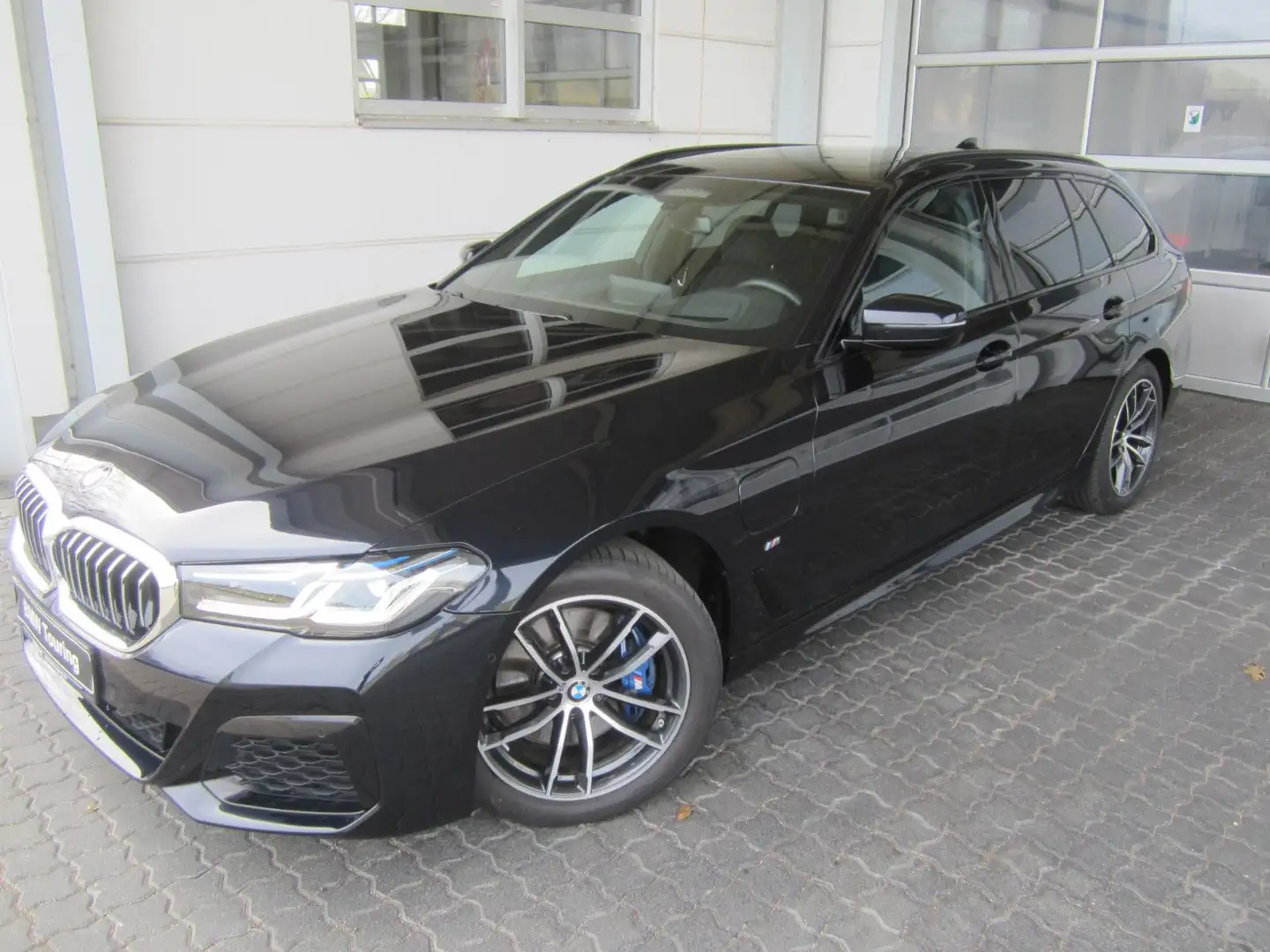 BMW 530 exDrive Tour.M-Sport Head-Up Laser HiFi EU6d Noir - 1