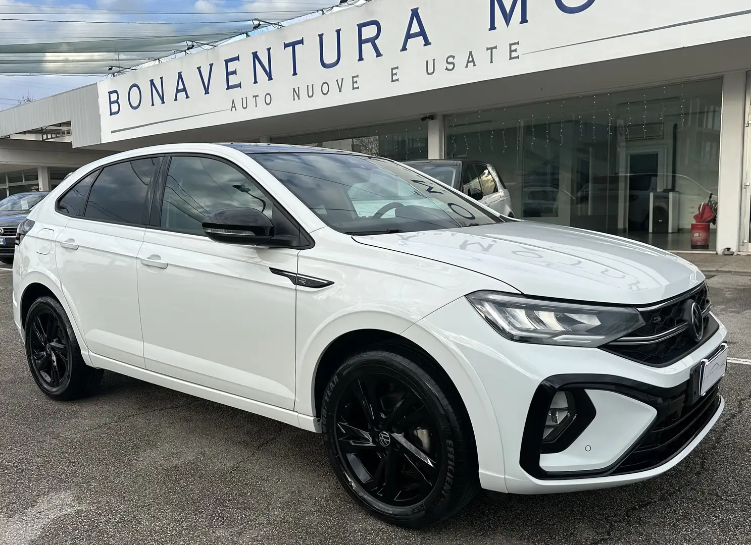 Volkswagen Taigo 1.0 tsi R-Line 110cv dsg “PREZZO REALE” Bianco - 1