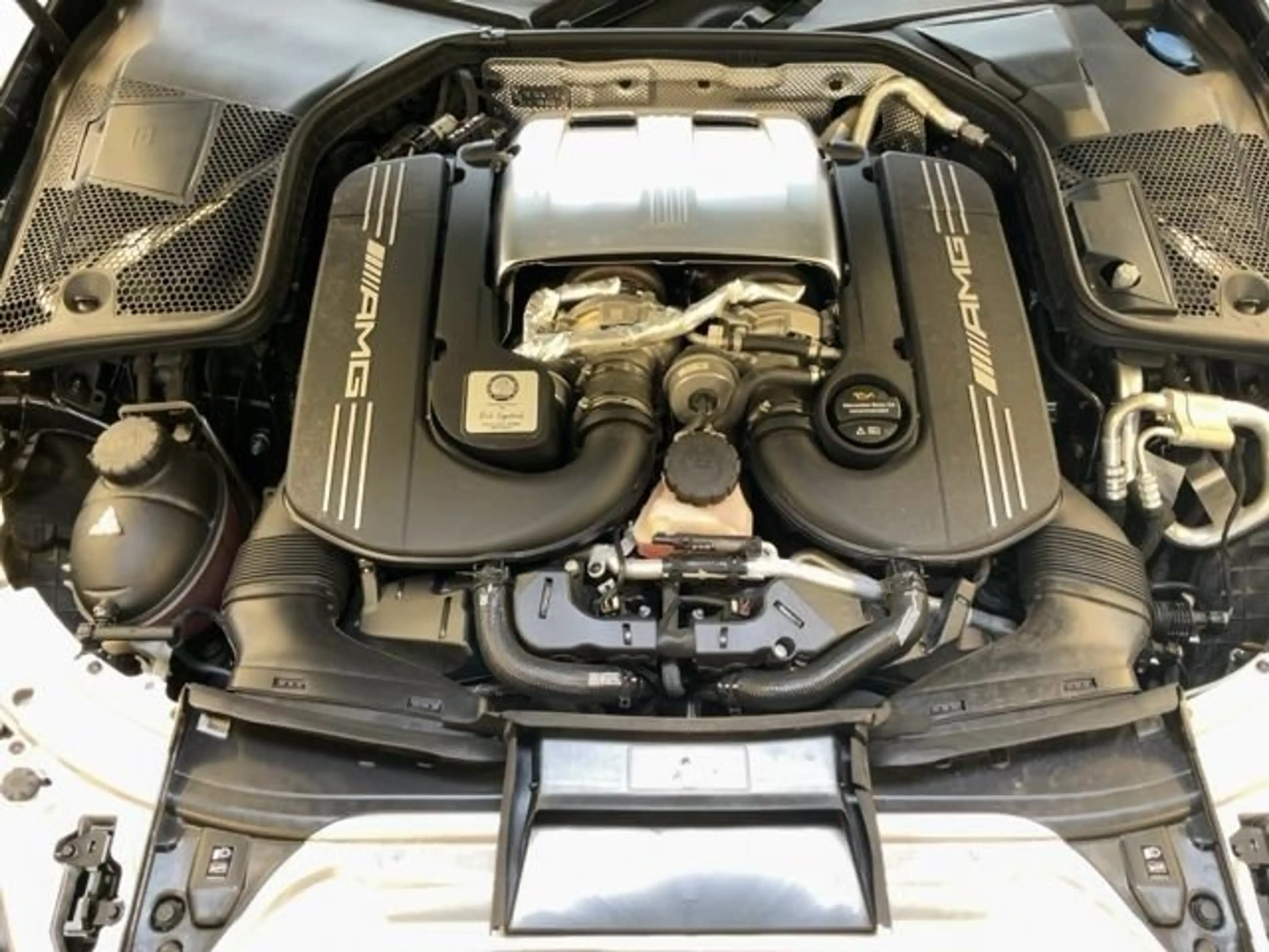 Mercedes-Benz C 63 AMG C63 S Cabrio DISTRO Perf.Sitze/AGA digiTacho HUD — photo 10