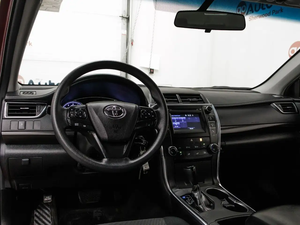 Toyota Camry снимка Toyota Camry