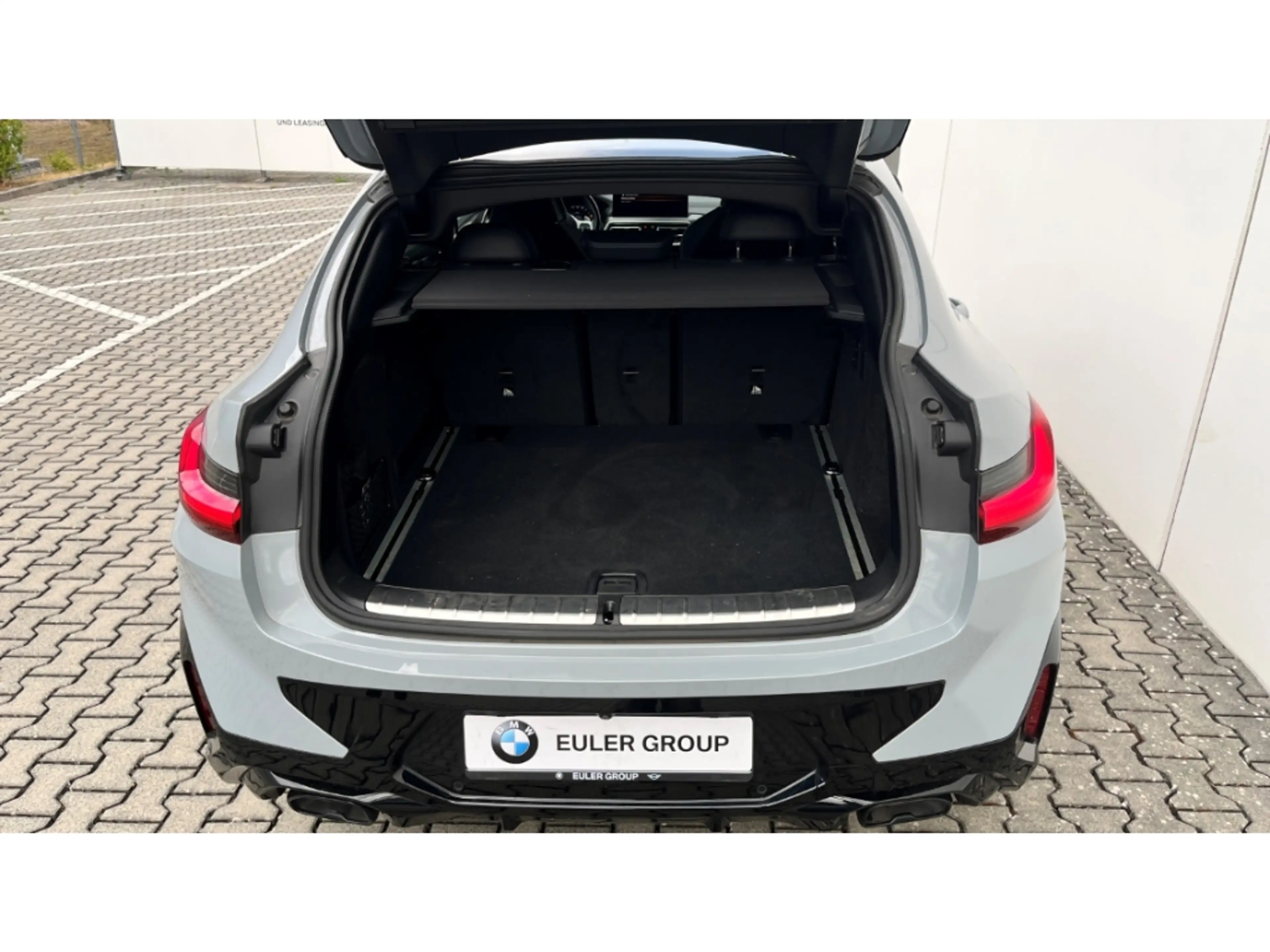 BMW X4 iA Sportpaket HUD AD StandHZG El. Panodach Panoram — photo 13