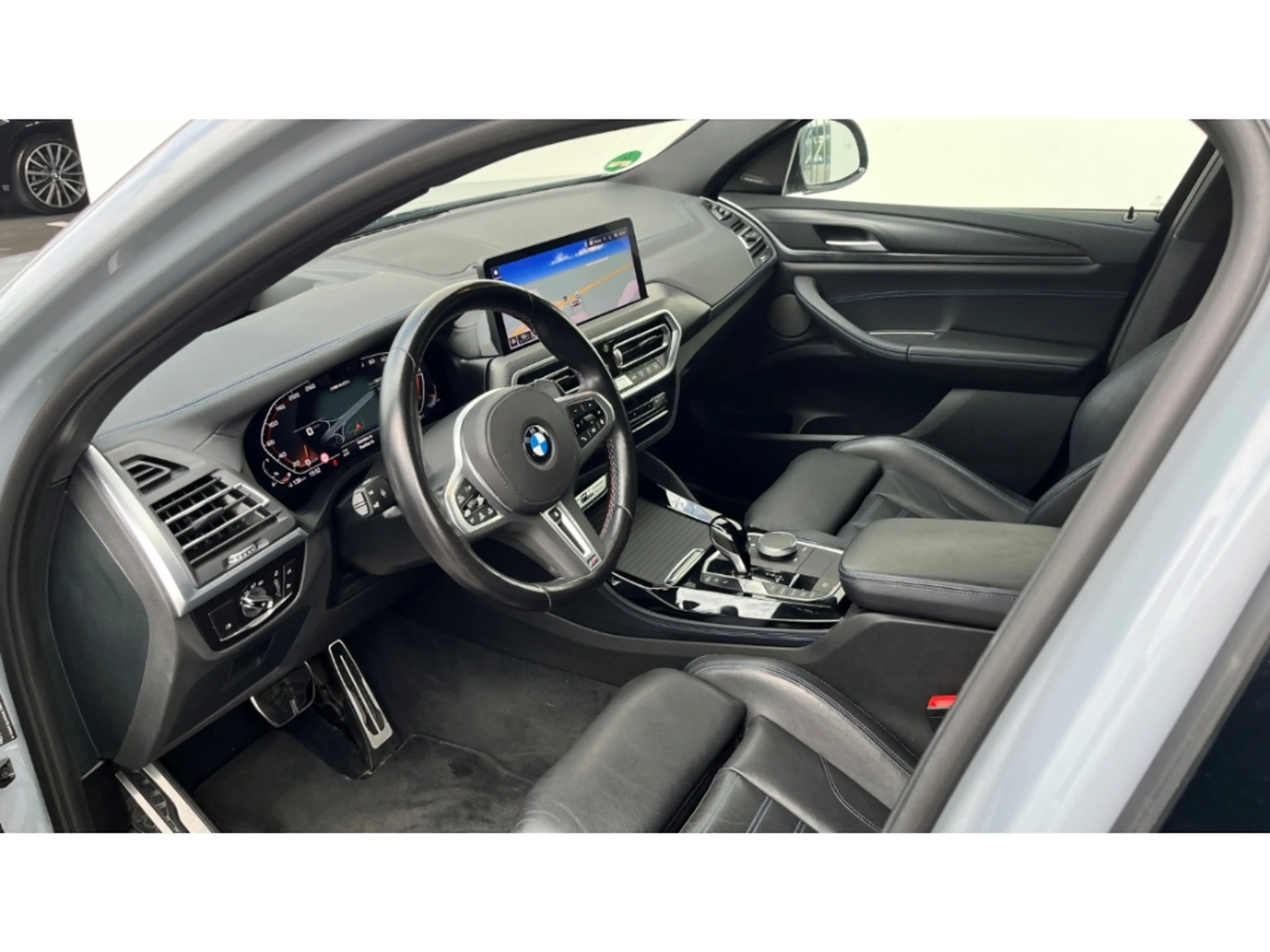 BMW X4 iA Sportpaket HUD AD StandHZG El. Panodach Panoram — photo 7