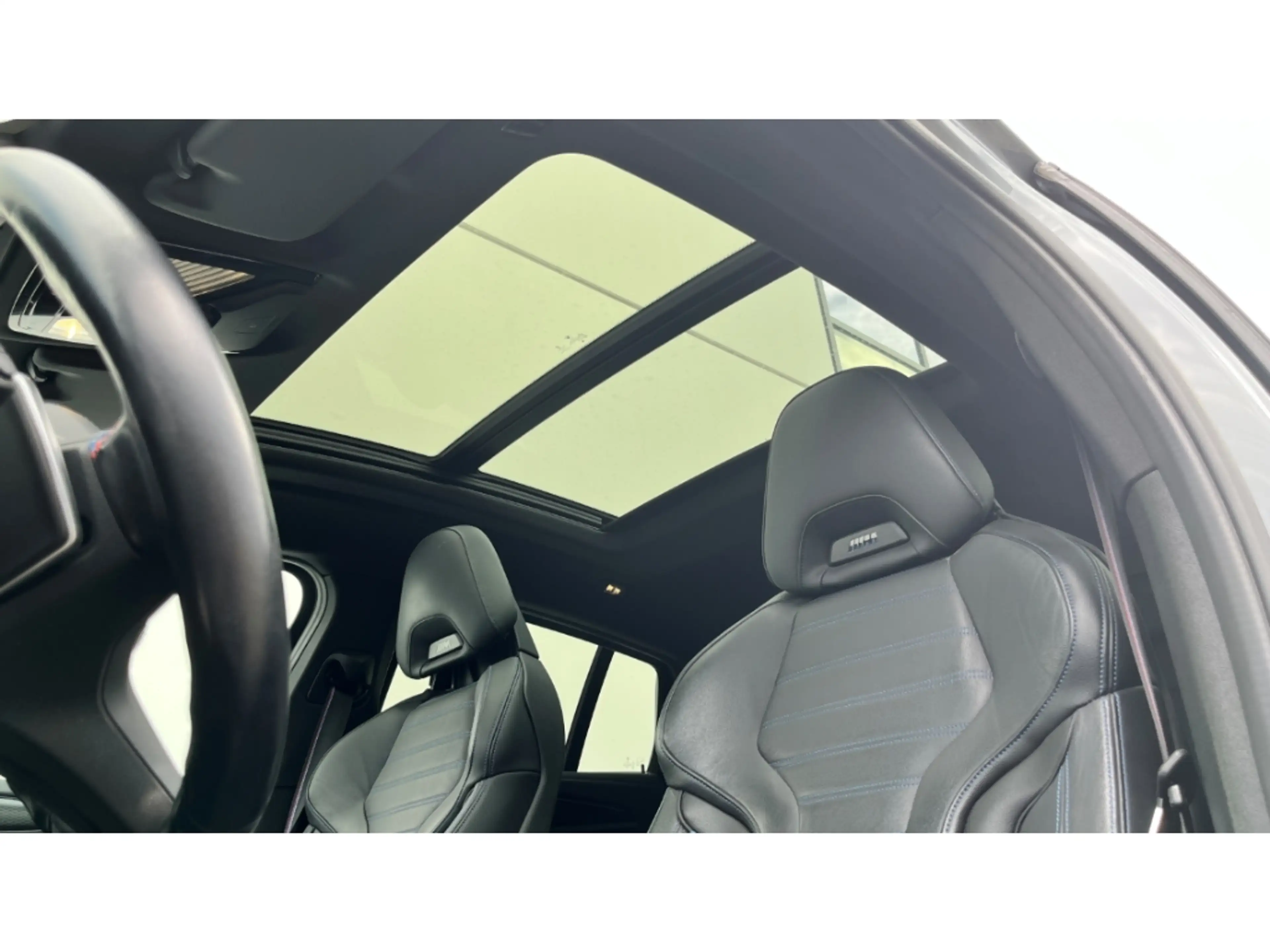 BMW X4 iA Sportpaket HUD AD StandHZG El. Panodach Panoram — photo 11