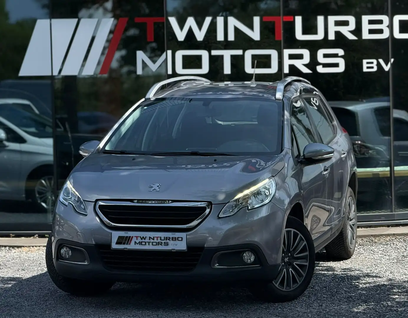 Peugeot 2008 1.2i PureTech Active S Grijs - 1
