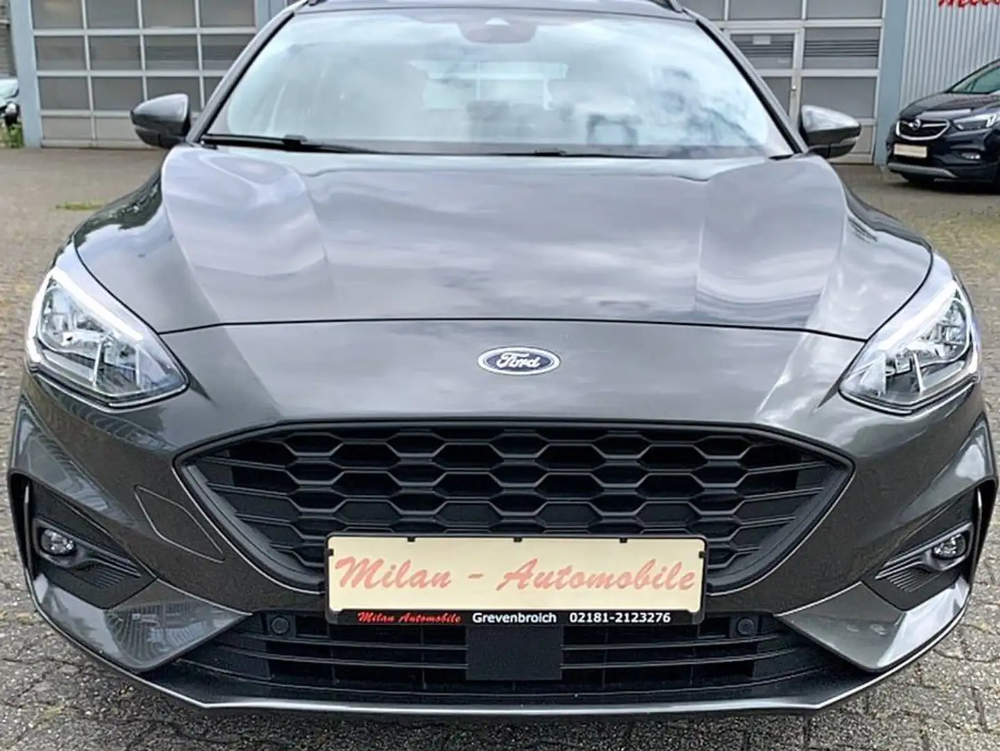 Ford Focus ST-Line TDCI-R-Kam-SHZG-LHZG-v.Assisten-Tüv neu Grigio - 2