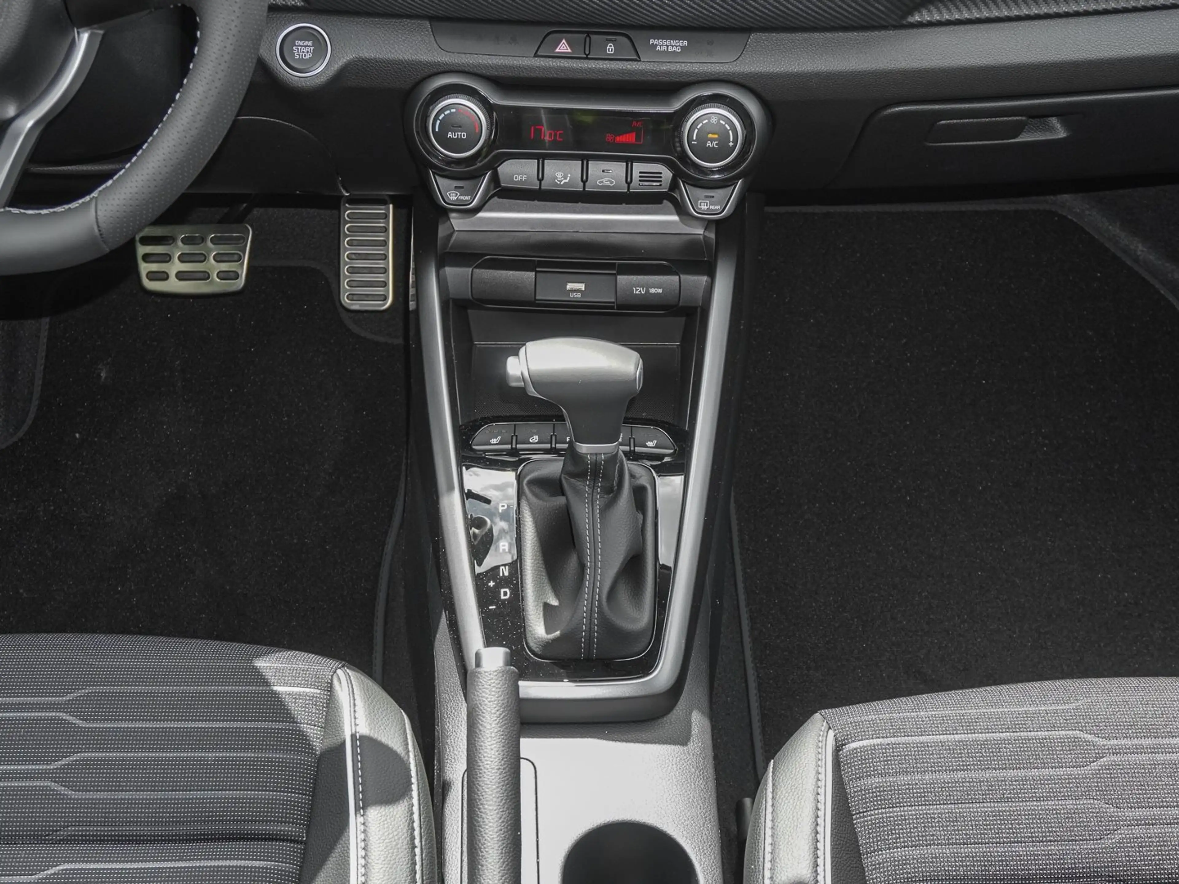 Kia Stonic 1.0T DCT GT-line Glasdach, Technologie Kamera, Nav — photo 12