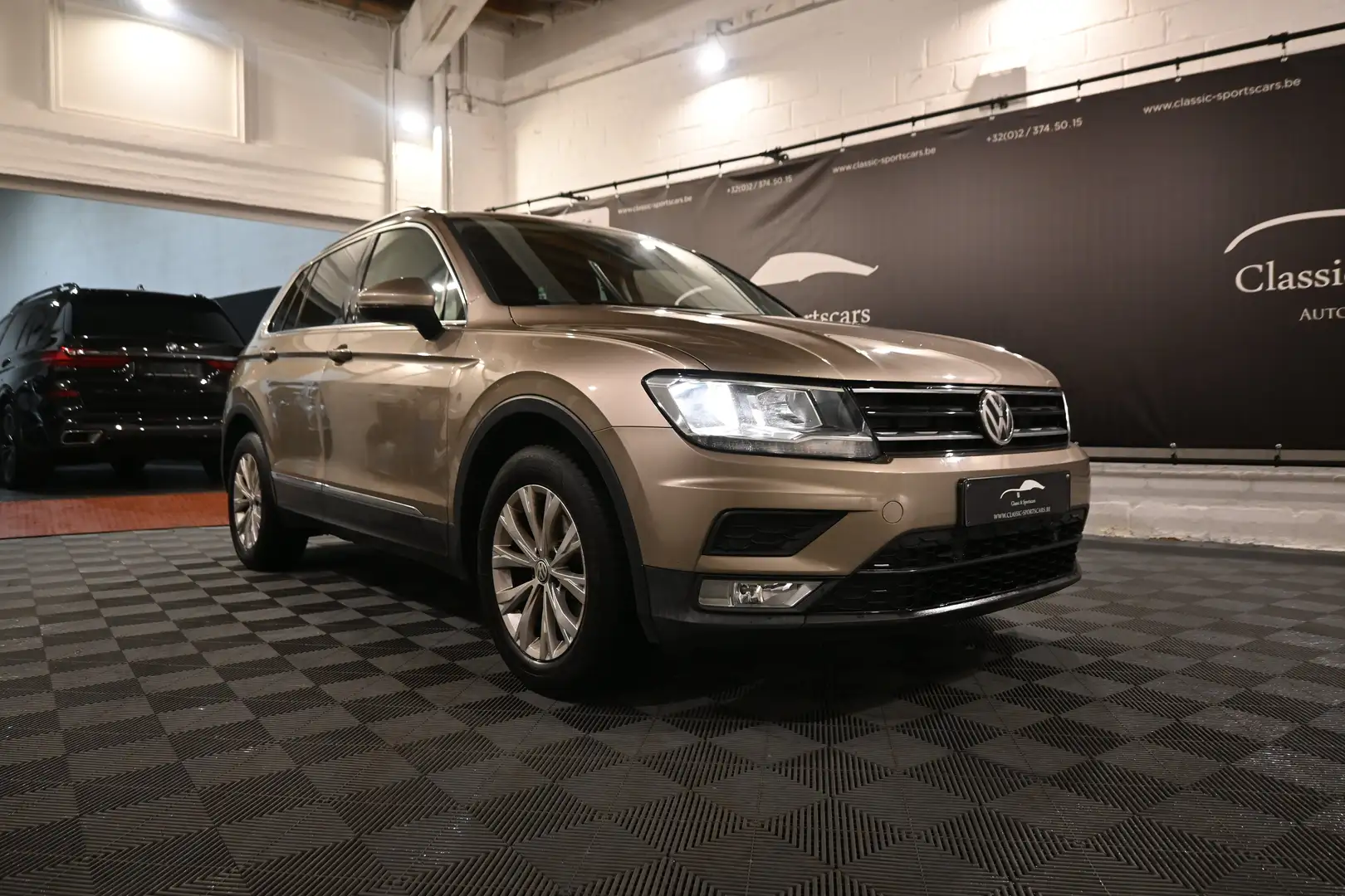 Volkswagen Tiguan Tiguan 1.4 TSI / EURO 6 / CARPLAY / GPS NAVI / PDC Grau - 2