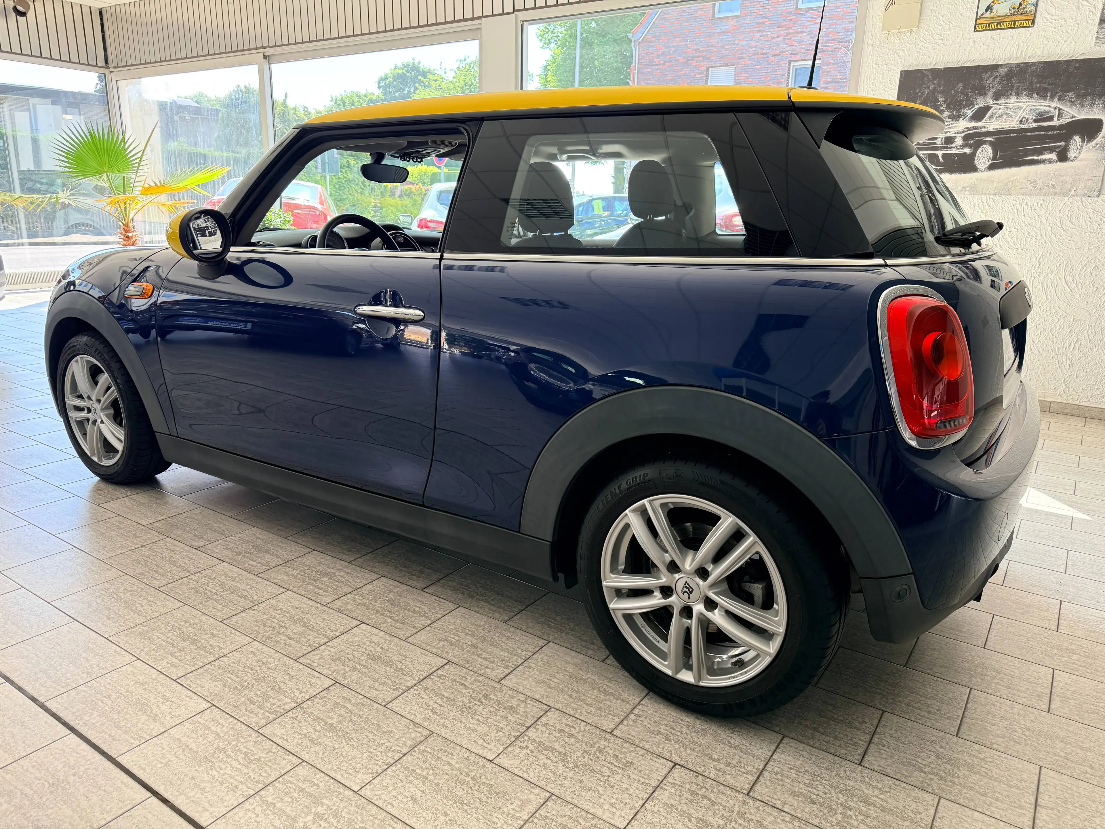 MINI One (F56) 1.2 FIRST *SALT* — photo 2