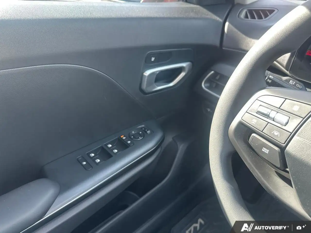 Kia K4 снимка Kia K4