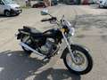Suzuki GZ 250 Marauder - thumbnail 1