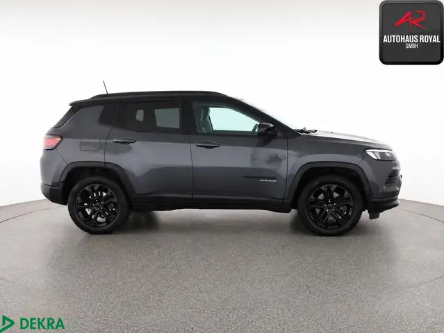 Jeep Compass view 6