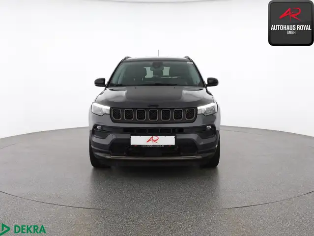 Jeep Compass view 8